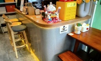 宝安妇幼，新中实验学校旁饮品小吃店转让