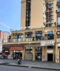 十字路口学校旁小区临街精装茶楼转让O